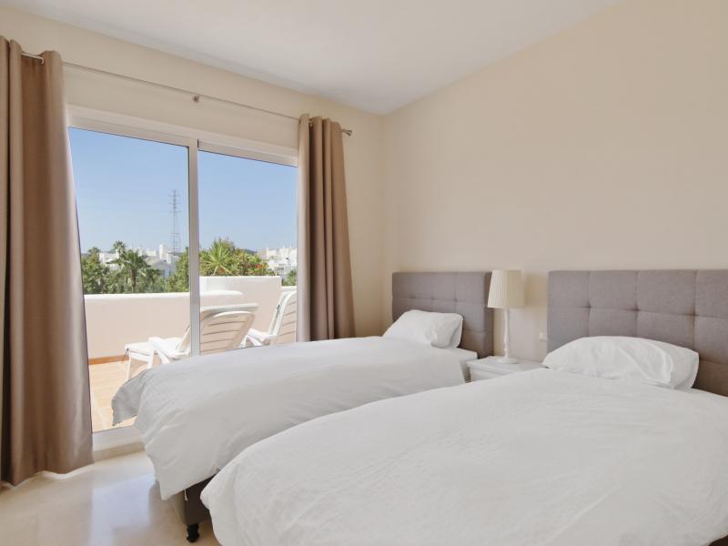 2 Bedroom Penthouse for sale in Casares Pueblo Casares , Casares 