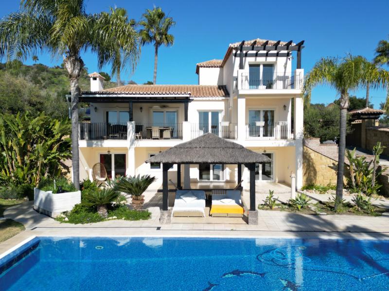 4 Bedroom Villa for sale in Estepona East Estepona , Estepona 