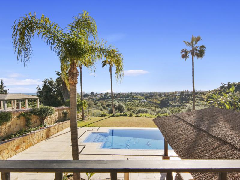 4 Bedroom Villa for sale in Estepona East Estepona , Estepona 