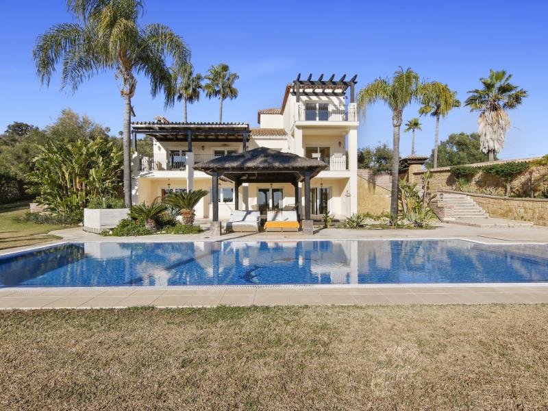 4 Bedroom Villa for sale in Estepona East Estepona , Estepona 