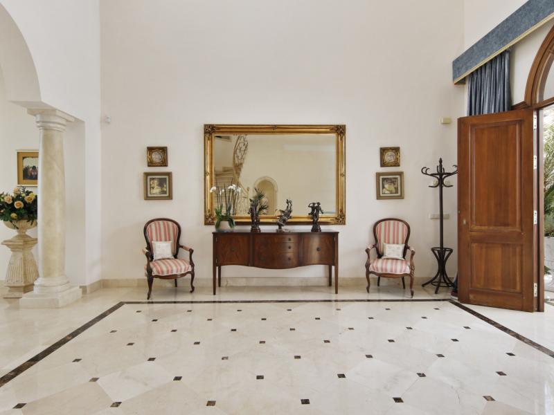 6 Bedroom Luxury Villa for Sale in La Zagaleta, Benahavís , La Zagaleta 