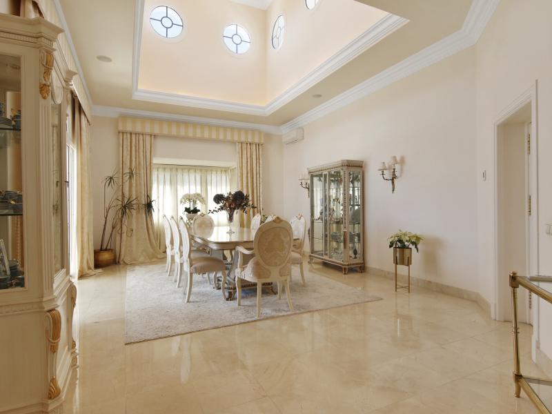 6 Bedroom Luxury Villa for Sale in La Zagaleta, Benahavís , La Zagaleta 