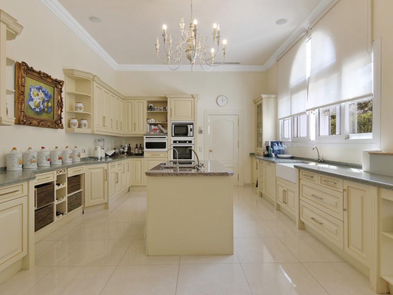 6 Bedroom Luxury Villa for Sale in La Zagaleta, Benahavís , La Zagaleta 
