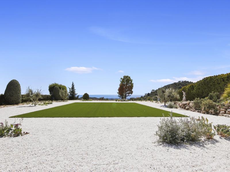 6 Bedroom Luxury Villa for Sale in La Zagaleta, Benahavís , La Zagaleta 