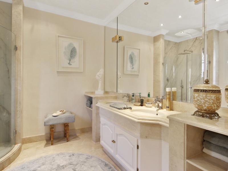 6 Bedroom Luxury Villa for Sale in La Zagaleta, Benahavís , La Zagaleta 