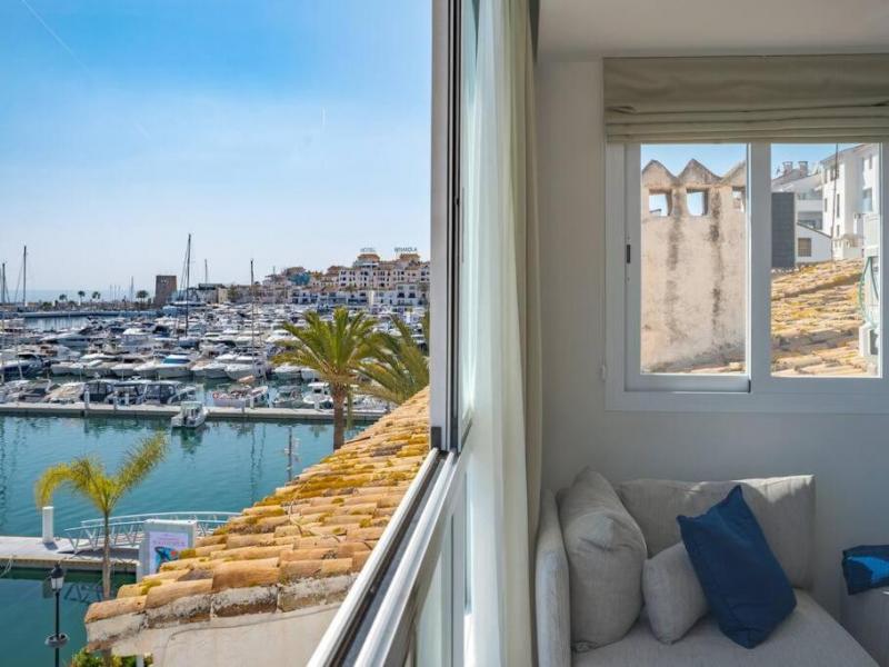 2 Bedrooms Penthouse for sale in Marbella - Puerto Banus Marbella , Puerto Banus 