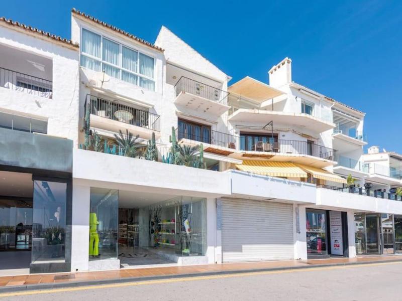 2 Bedrooms Penthouse for sale in Marbella - Puerto Banus Marbella , Puerto Banus 