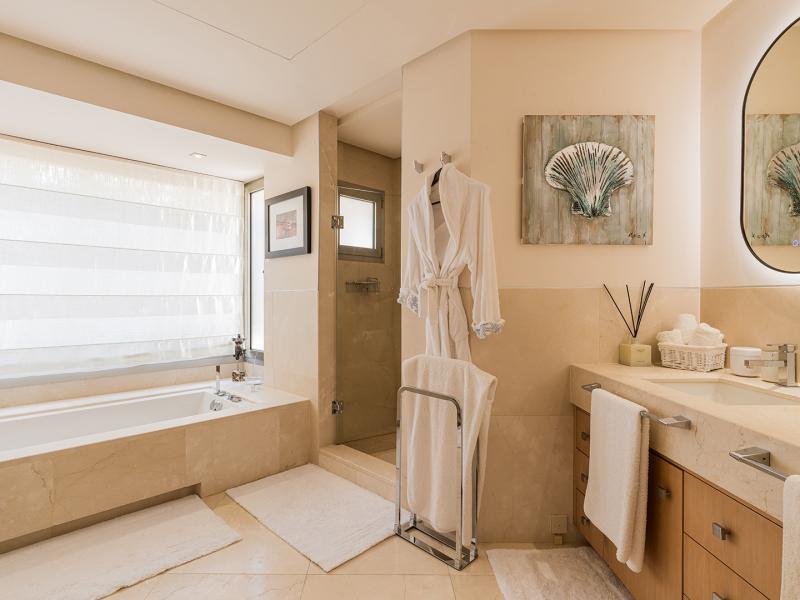 5 Bedrooms Villa for sale in Los Flamingos Benahavis , Benahavis 