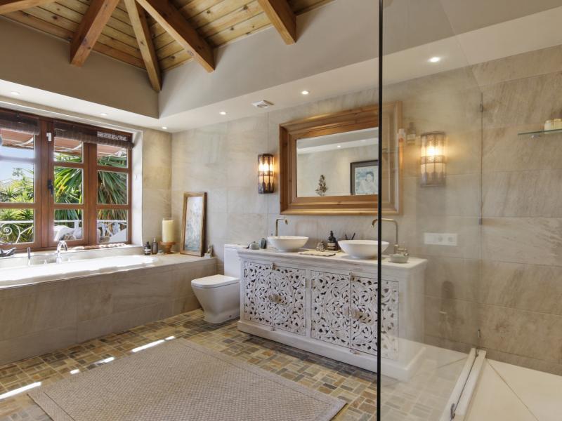 4 Bedrooms Villa for sale in Nueva Andalucia Marbella , Nueva Andalucia 