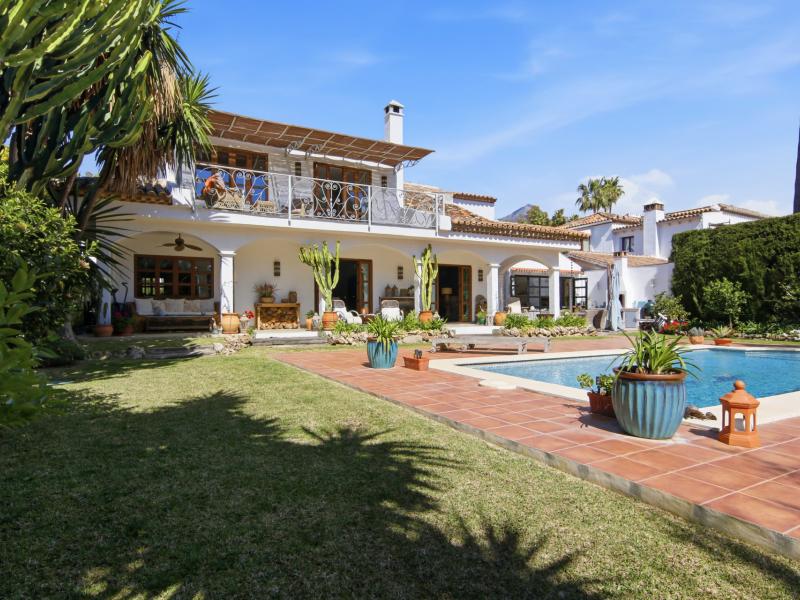 4 Bedrooms Villa for sale in Nueva Andalucia Marbella , Nueva Andalucia 