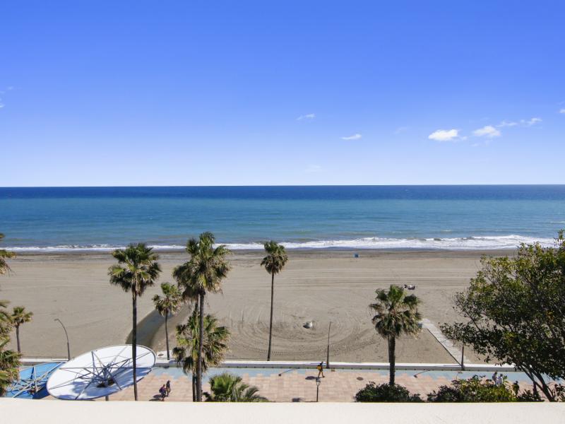 1 Bedroom Penthouse for sale in Estepona Town , Estepona 