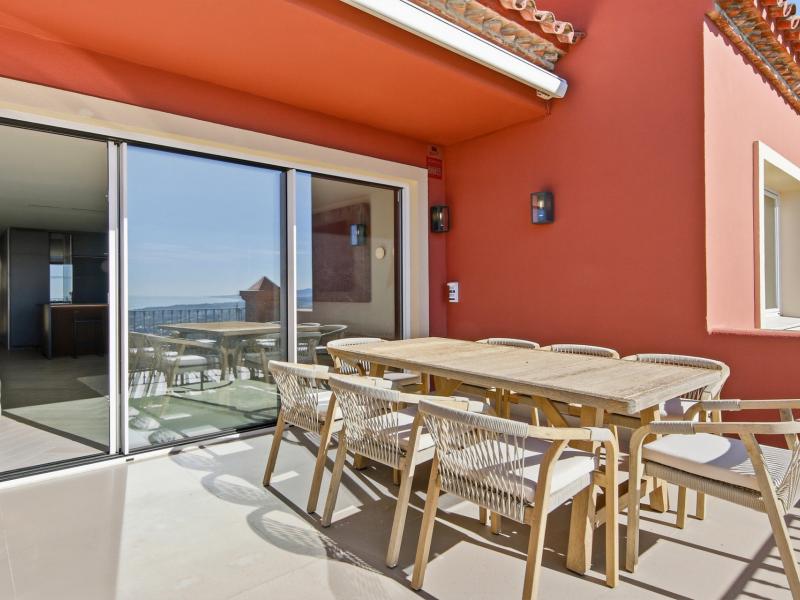 4 Bedrooms Duplex Penthouse for sale in Monte Halcones Benahavis , Benahavis 