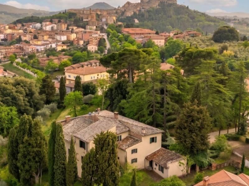 Houses for sale in Siena - Montepulciano , 