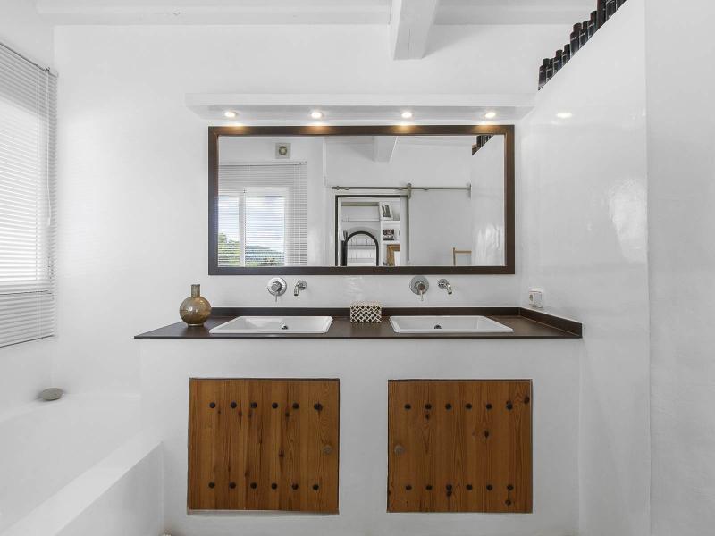 Country House for Sale Between Ibiza Town and San José, Ibiza , Sant Josep de sa Talaia, 