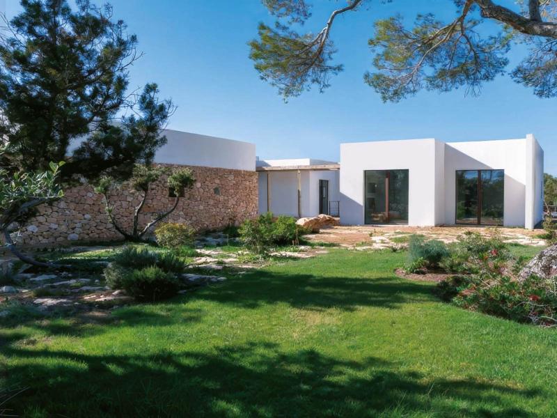 Villa Neutra – Contemporary Luxury Living in Formentera , Formentera 