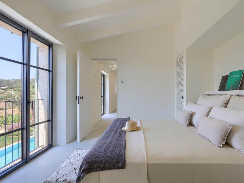 New-Build Finca with Vineyard & Guest House , Central 