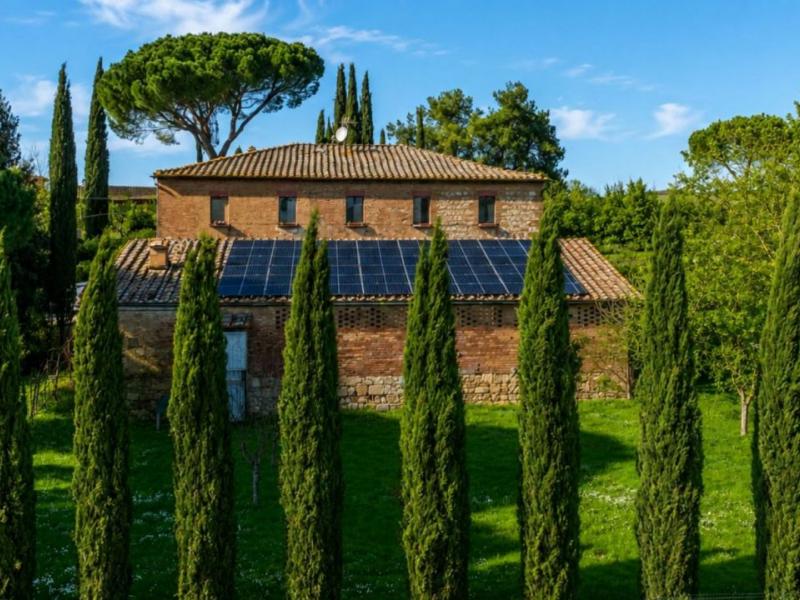 1750s Tuscan Villa with Heated Pool and Truffle Reserve – Siena, Tuscany , Tuscany 