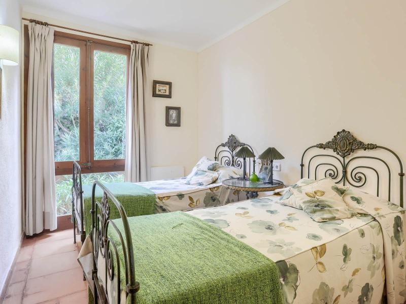 Frontline Luxury Villa for Sale in Bonaire, Mallorca , Alcudia Area 