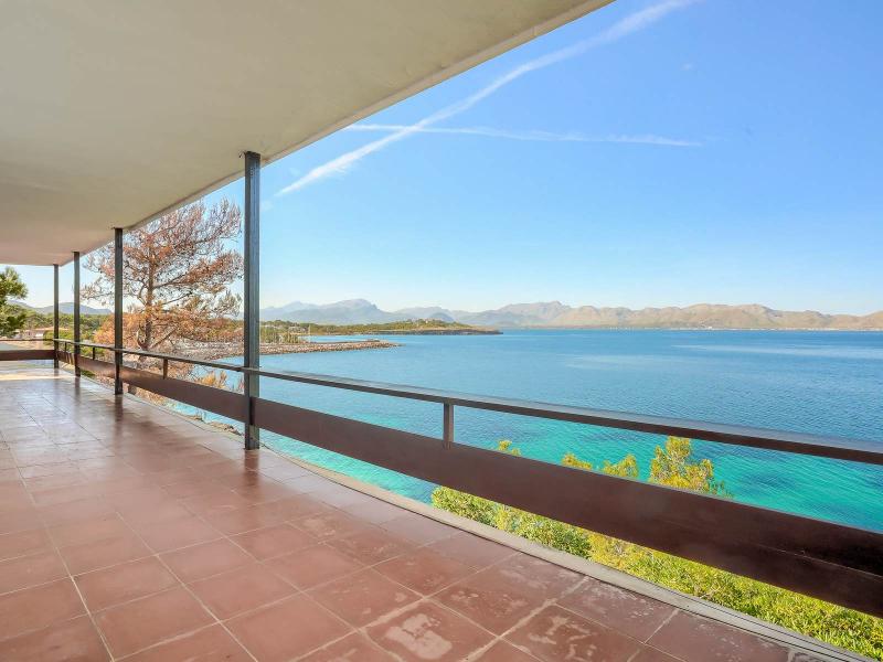 Frontline Luxury Villa for Sale in Bonaire, Mallorca , Alcudia Area 