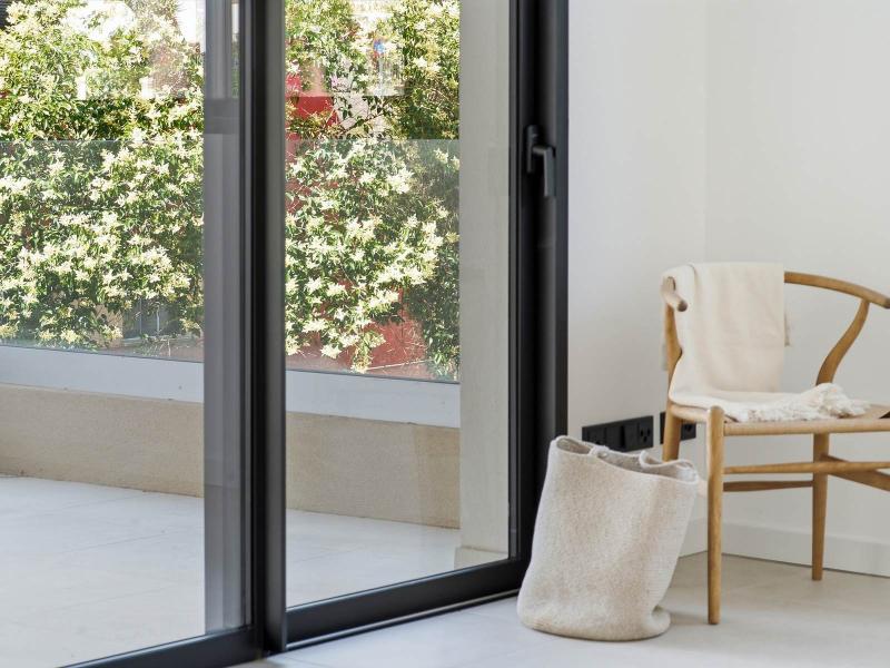Contemporary Apartment for Sale in Mallorca with Spacious Private Terraces , Palma 
