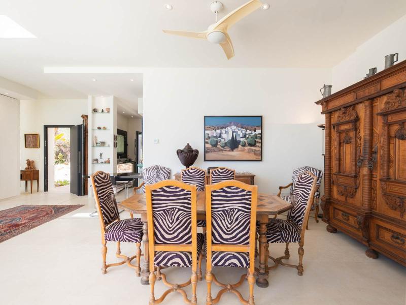 Modern Luxury Villa for Sale in Cala Carbo , Sant Josep de sa Talaia 