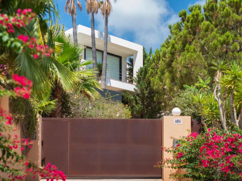 Modern Luxury Villa for Sale in Cala Carbo , Sant Josep de sa Talaia 