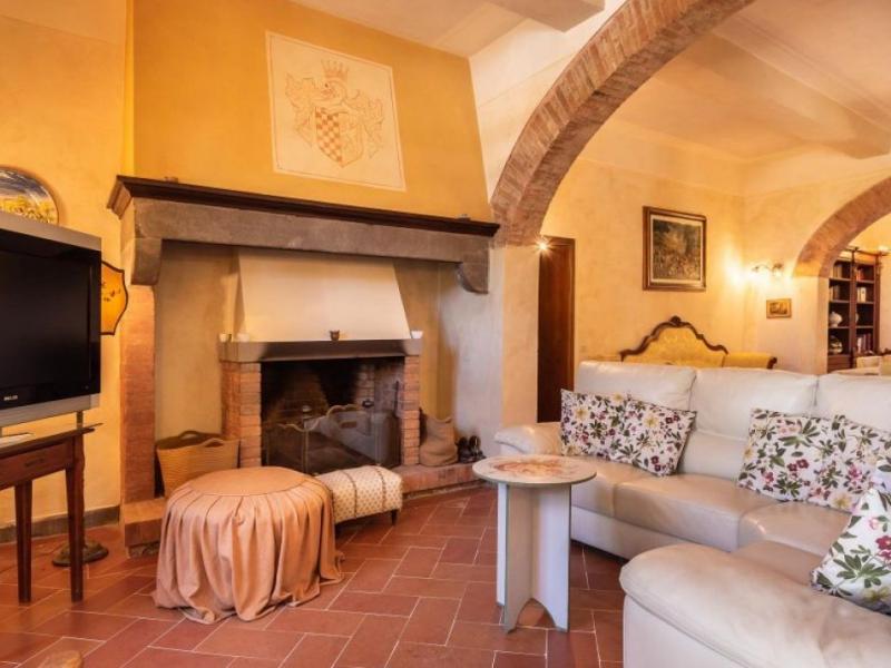 Ancient Tuscan Hamlet with Winery, Villas and Pools for Sale , Tuscany 