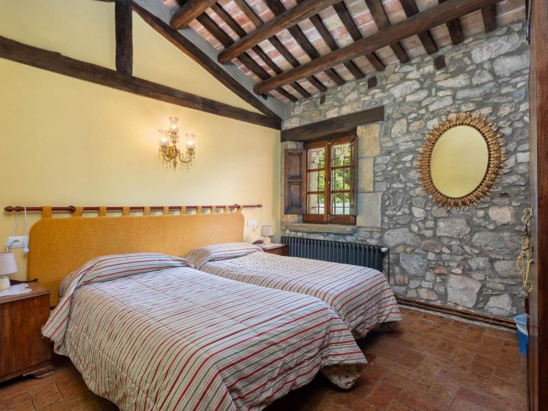 Palace for sale in Santa Maria de Besora , Costa Brava , Girona 
