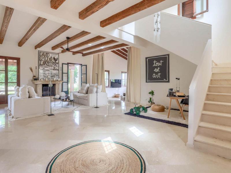 Private Villa with Guest Houses , 