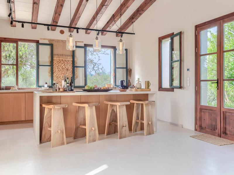 Private Villa with Guest Houses , 