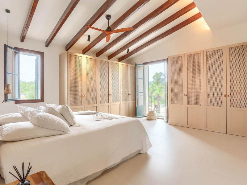 Private Villa with Guest Houses , 