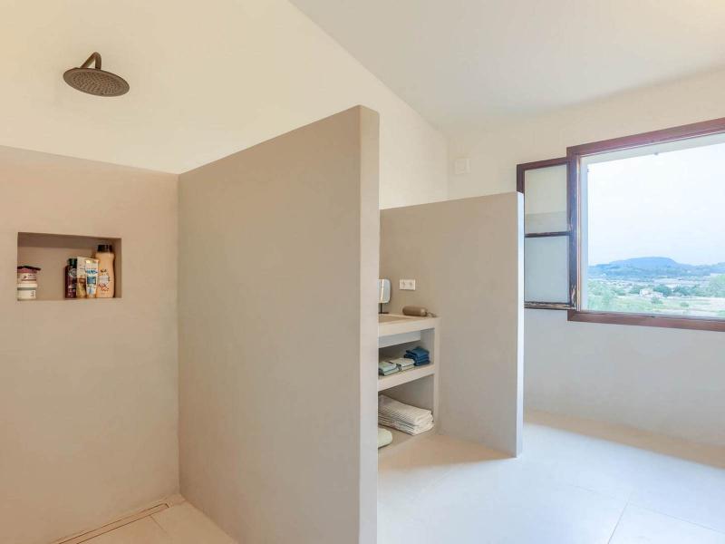 Private Villa with Guest Houses , 