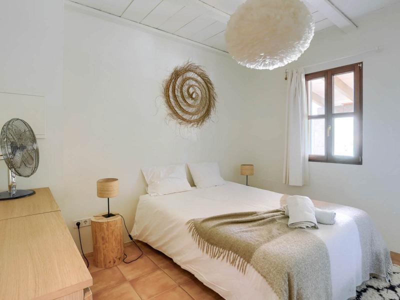 Private Villa with Guest Houses , 