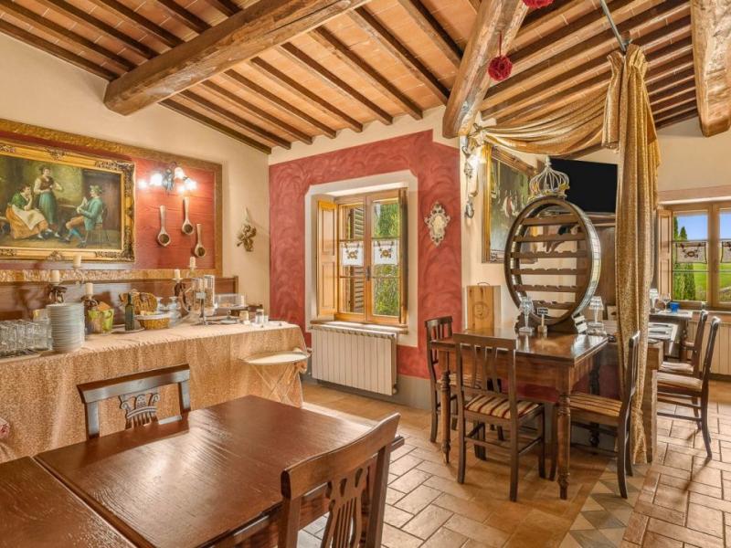 Country House/Farmhouse for sale for sale in Siena - San Quirico d'Orcia , 