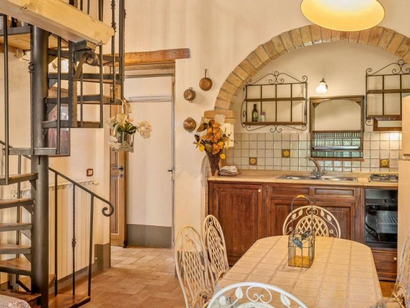 Country House/Farmhouse for sale for sale in Siena - San Quirico d'Orcia , 