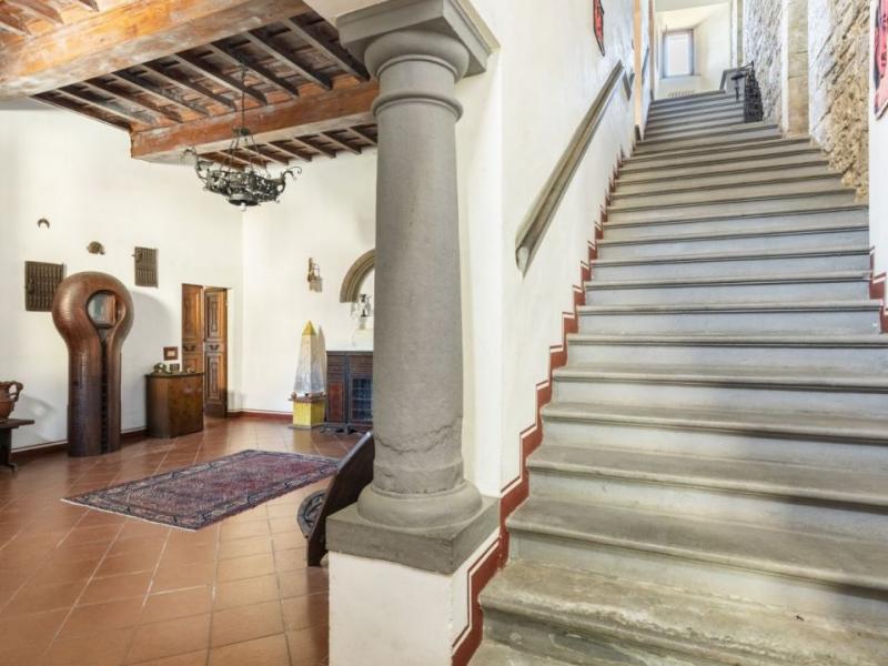 Castle for sale for sale in Siena - Gaiole In Chianti , Tuscany 