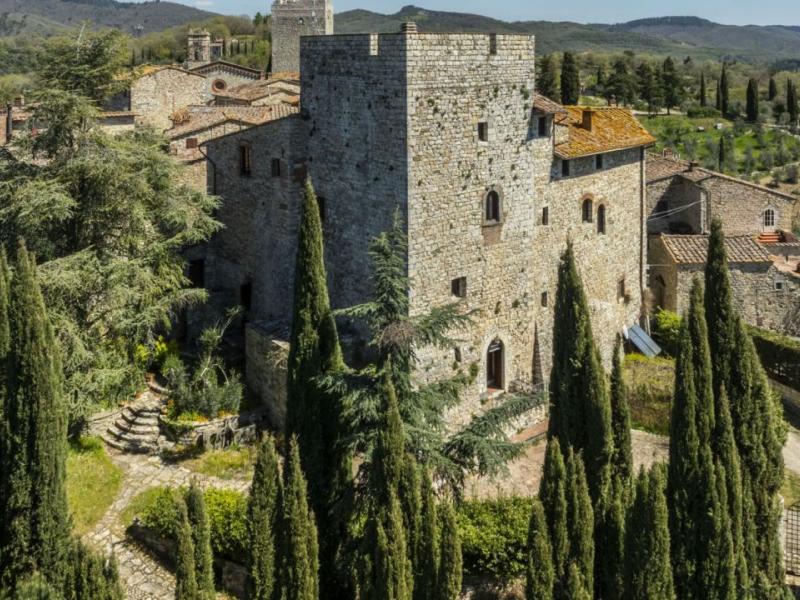 Castle for sale for sale in Siena - Gaiole In Chianti , Tuscany 