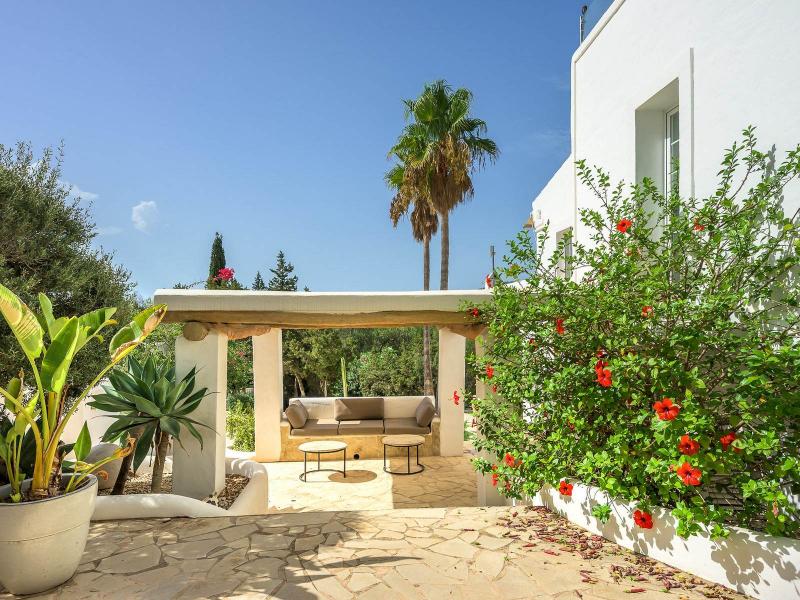 Country House for Sale Between Ibiza Town and San José, Ibiza , Sant Josep de sa Talaia, 