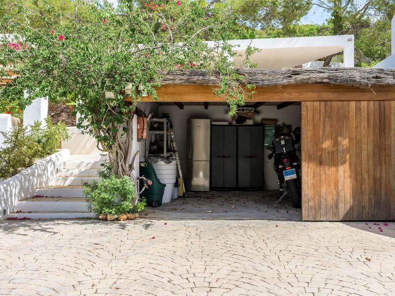 Country House for Sale Between Ibiza Town and San José, Ibiza , Sant Josep de sa Talaia, 