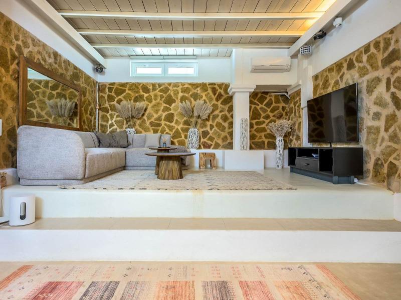 Country House for Sale Between Ibiza Town and San José, Ibiza , Sant Josep de sa Talaia, 