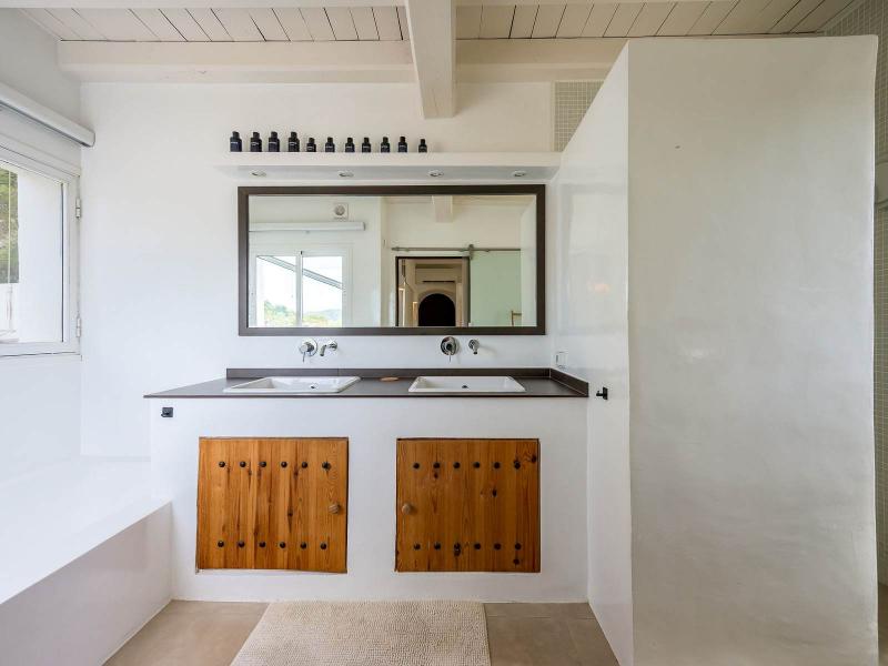 Country House for Sale Between Ibiza Town and San José, Ibiza , Sant Josep de sa Talaia, 