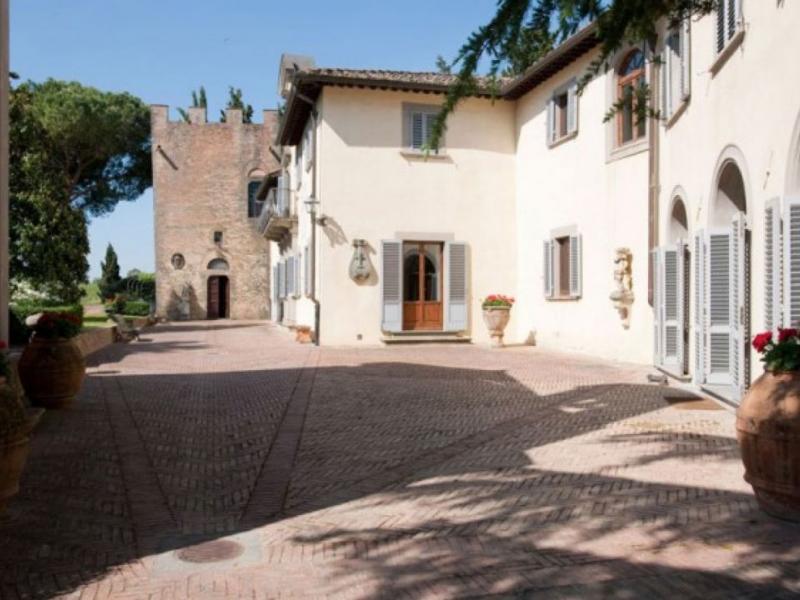 Castle for sale for sale in Firenze - Castelfiorentino , 
