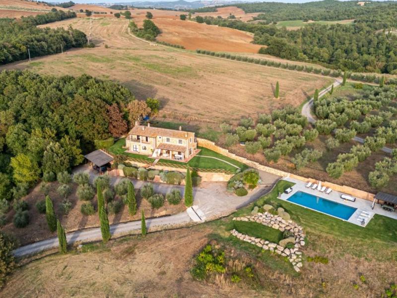 Farmhouse for sale in Grosseto , Tuscany 
