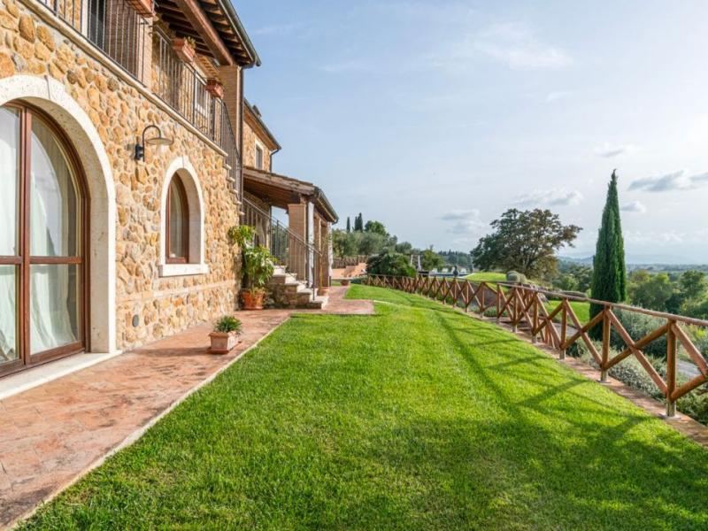 Farmhouse for sale in Grosseto , Tuscany 