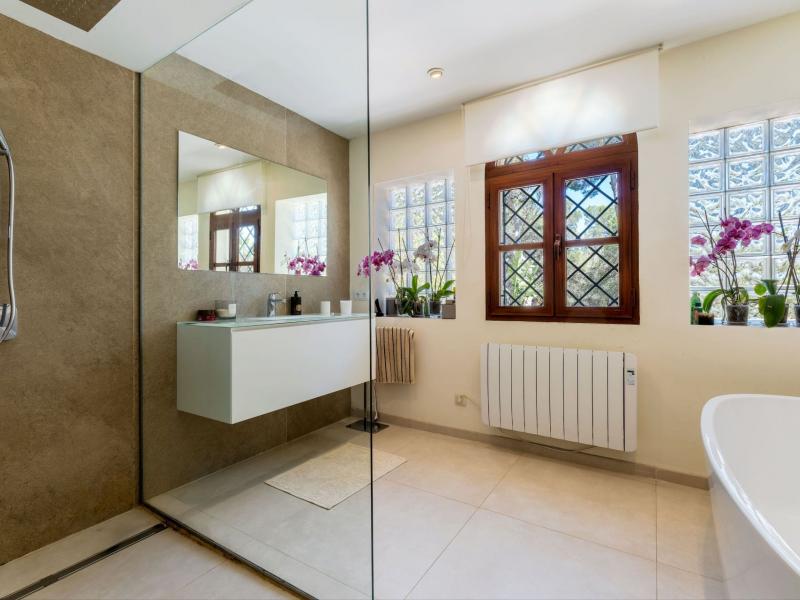 Villa for sale in Mallorca - Santa Ponsa , Santa Ponca 