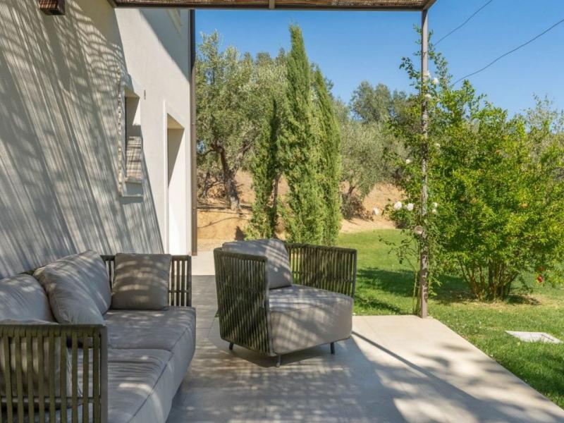 Villa for sale for sale in Siena - San Giovanni d'Asso , Tuscany 