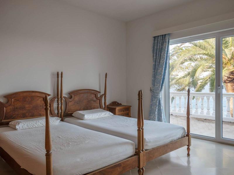 Luxury Seafront Villa for Sale in Banyalbufar – Mallorca , Bañalbufar 