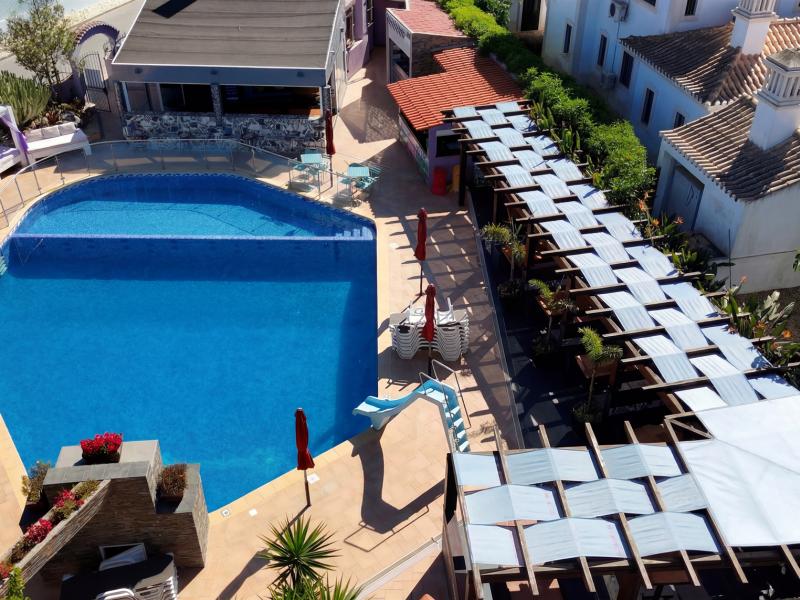 Algarve Villa for Sale in Galé – Coastal Living Near Albufeira , Albufeira 