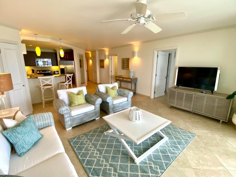 Sapphire Beach 403 - Beachfront , Beach Front , Christ Church , South Coast 