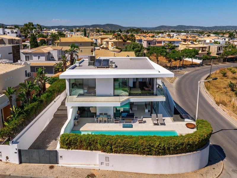 Villa with Frontline Ria Formosa Views , Algarve 
